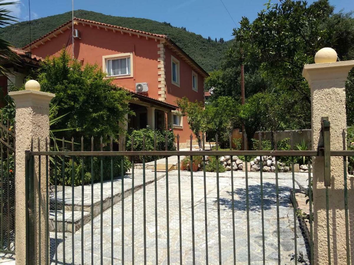 George'S Sweet N' Cozy Maisonette In Ipsos Corfu Exterior photo