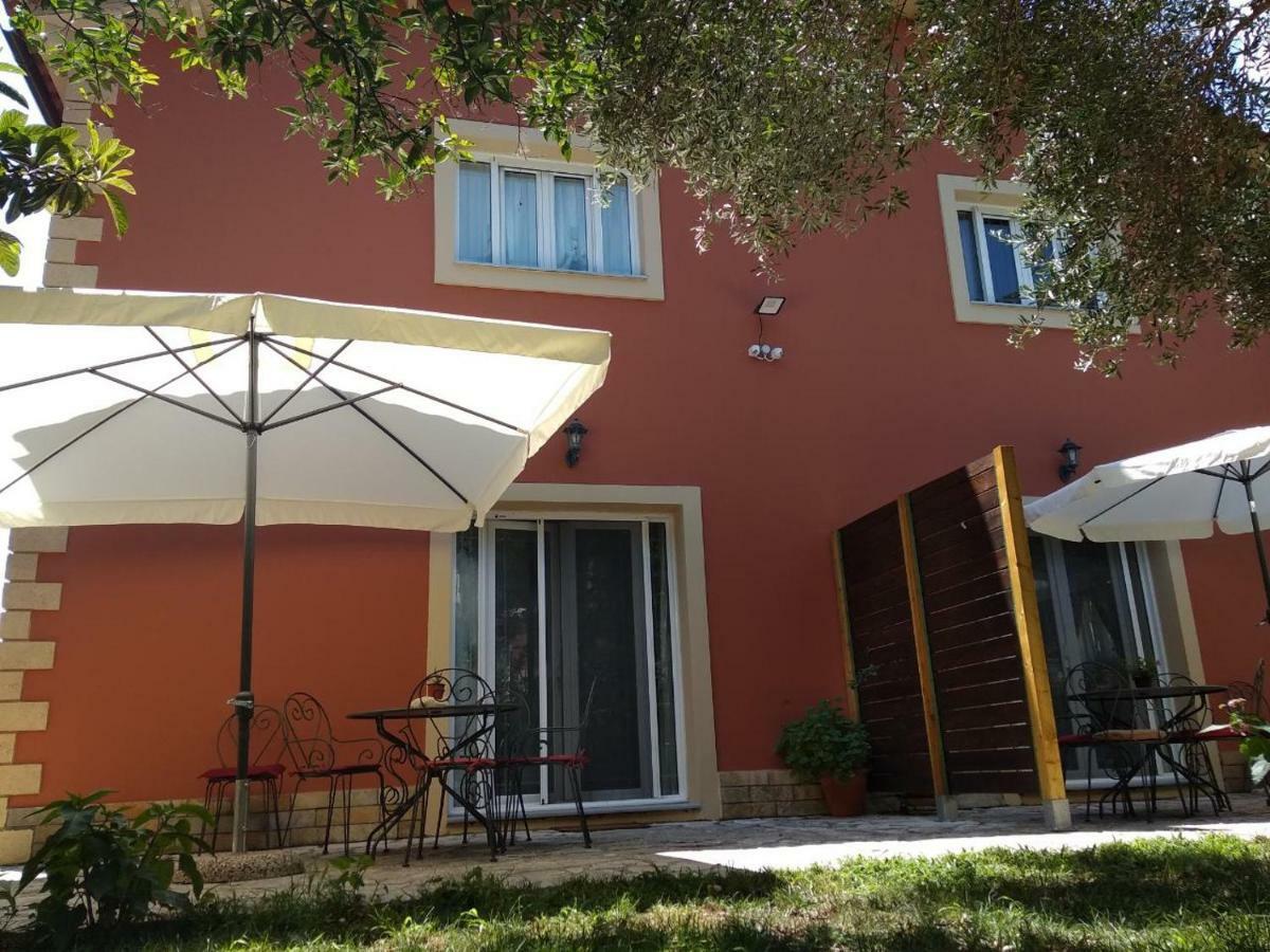George'S Sweet N' Cozy Maisonette In Ipsos Corfu Exterior photo