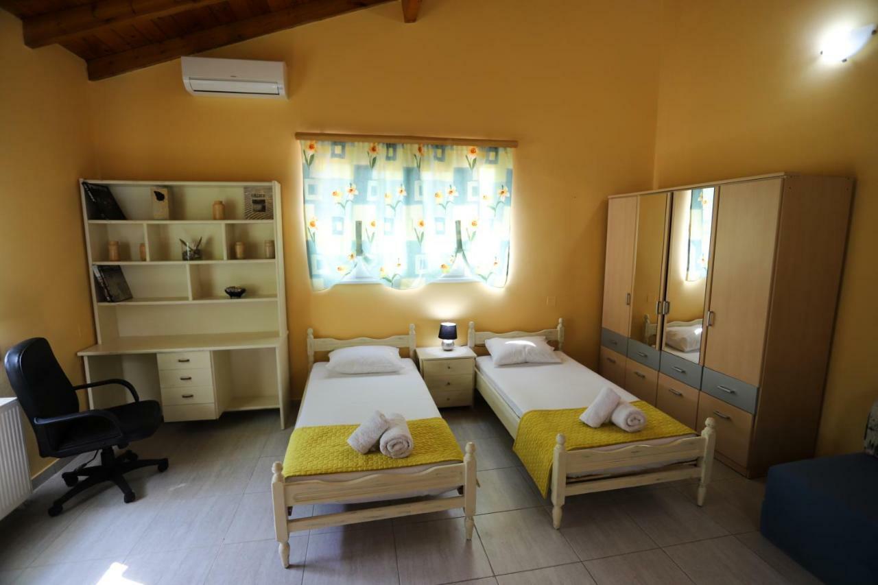George'S Sweet N' Cozy Maisonette In Ipsos Corfu Exterior photo